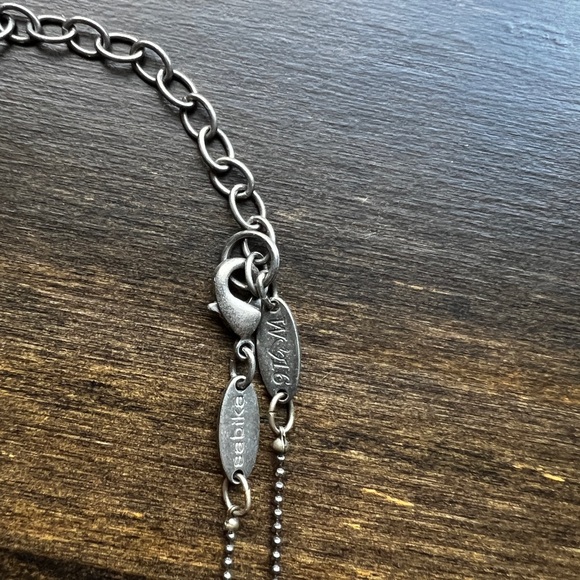 Sabika Vienna drop necklace and matching earrings- iridescent - Picture 4 of 4